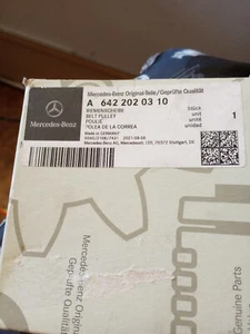 NEW MERCEDES-BENZ DRIVE BELT IDLER PULLEY A6422020310 ORIGINAL - Picture 1 of 5