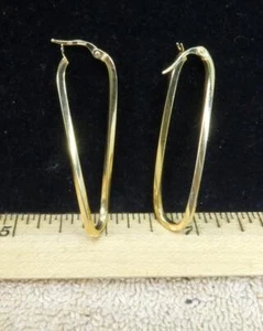 NICE Vintage 14K Gold Twisted Hoop Earrings Italy Designer Signed B ! - Picture 1 of 4
