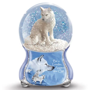 Arctic Companion White Wolf Glitter Water Globe Bradford Exchange - Picture 1 of 1