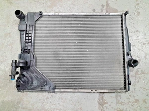 2007 BMW E85 Z4 2.5i N52 WATER COOLANT RADIATOR 1613116 1436240 OEM GENUINE - Picture 1 of 5