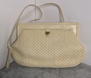 Vintage Etienne Aigner Crossbody Woven Soft Close Ivory Cream Shoulder Purse - Bild 1 von 13