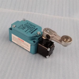 ONE New   Limit Switch SZL-WLC-A #D3 - Picture 1 of 4