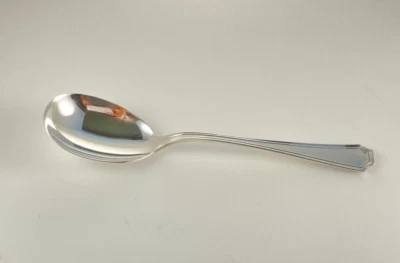 Cuchara de azúcar Gorham Fairfax de plata de ley - 5 7/8" - sin monograma Foto 1 de 3