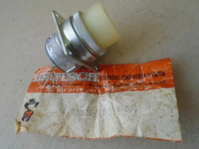 1 EA NOS 德驰连接器 P/N:DM9606-3719SW-1-004 — 第 1/4 张图片