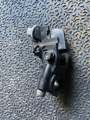 Кронштейн рычага сцепления тройной Triumph Sprint ST RS Speed 955 1999–2004 955i - Изображение 1 из 4