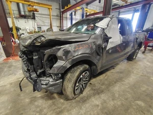 2023 FORD F-150 Under Hood Fuse Box 23K - Picture 1 of 9