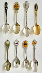 Lotto di 8 cucchiaini souvenir vintage SEWARD, CARLSBAD, EXPO 86, ROCHESTER, MT, NC-3 - Foto 1 di 10