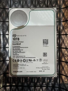 Seagate IronWolf 10TB HDD ST10000VN0004 SATA - Good Health - Afbeelding 1 van 5