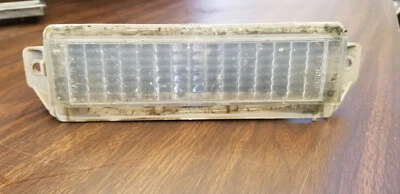 Pontiac Catalina Bonneville 1974 luz marcadora de estacionamiento. Anuncio usado# 9599 Foto 1 de 4