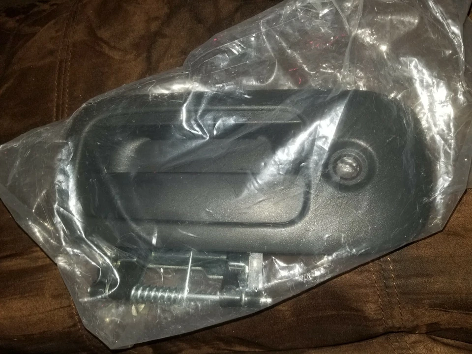 NUEVO Dorman 83373 GMC Chevy manija de puerta exterior derecha nuevo en bolsa sellada nuevo en caja Foto 1 de 3