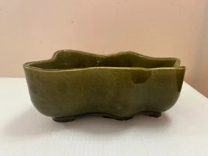 Vintage Retro Green Speckled Art Pottery Squiggle Planter Ungemach - Picture 1 of 6