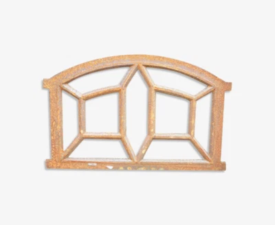 FENETRE  / LUCARNE EN FONTE / 65 CMS X 44 CMS DE HAUT  - Photo 1/4