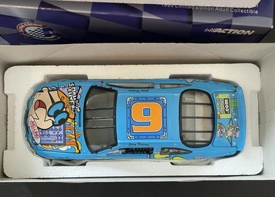 Jerry Nadeau #9 卡通网络 1999 年福特金牛座 NASCAR 压铸 1:24 — 第 1/4 张图片