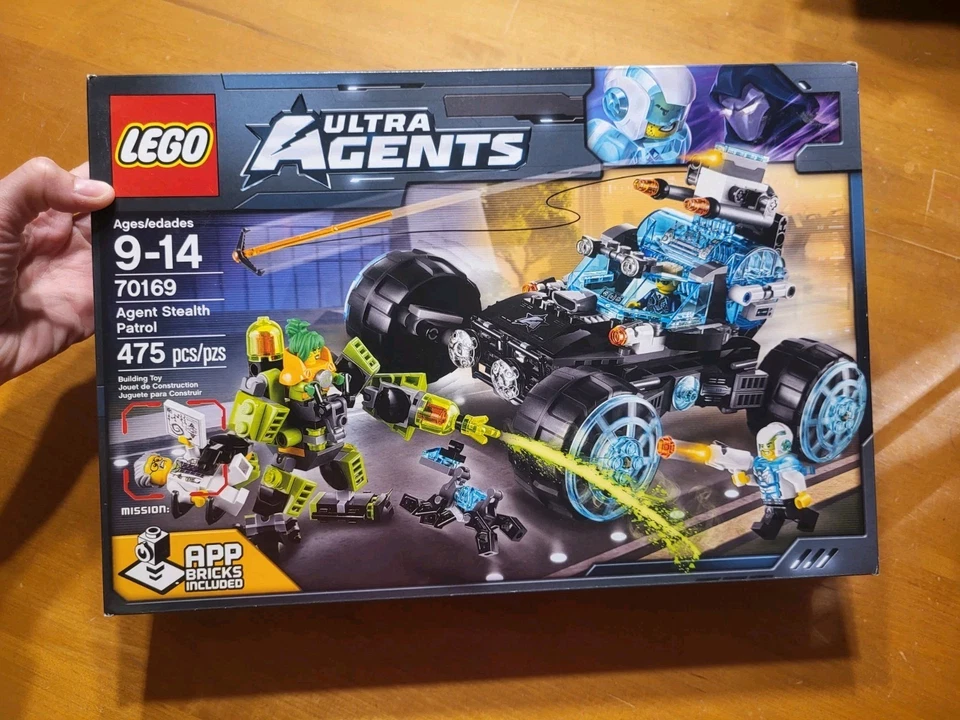 Lego Ultra Agents 70169 Agent Stealth Patrol Fury Swift Brainstein Toxikita - Image 1 of 4