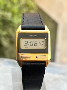 Vintage Seiko F231-4030 Ultra Slim JDM SGP Gold Plated Digital Quartz Mens Watch - Picture 1 of 14