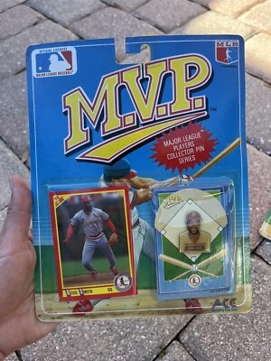 Vtg Ozzie Smith MVP Players Collector Pin Series Score Card First Edition 1990 - Imagem 1 de 3