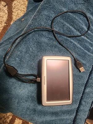 TomTom XL GPS 4.5" Screen - Image 1 of 2