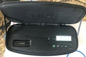 Réveil stéréo portable iHome Ip48 pour iPod et iPhone (noir) - Photo 1 sur 2