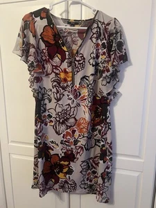 Vestido MSK para mujer floral talla mediana dorado cremallera cuello en V hasta la rodilla mangas con volantes - Imagen 1 de 3