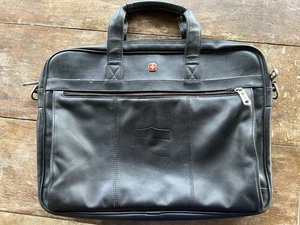 Wenger - Leather Laptop Sleeve Black - Photo 1/3