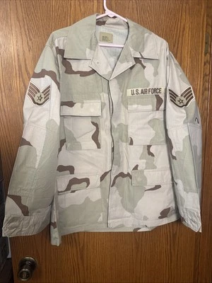 US Military Air Force Desert Camo Field Jacket with 3 Patches Mens Large Regular - Image 1 of 4