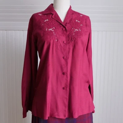Blusa de seda bordada floral borgoña años 70 Foto 1 de 4