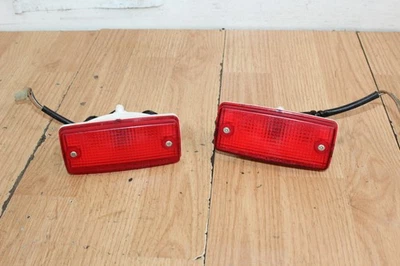 Par de luces traseras izquierda y derecha Suzuki Quadmaster LT-A500F 2000 Foto 1 de 4