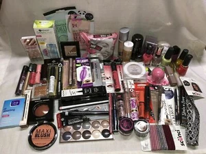 Wholesale Cosmetics Makeup Beauty Lot 20+ Pieces Liquidation Makeup Lot - Picture 1 of 1