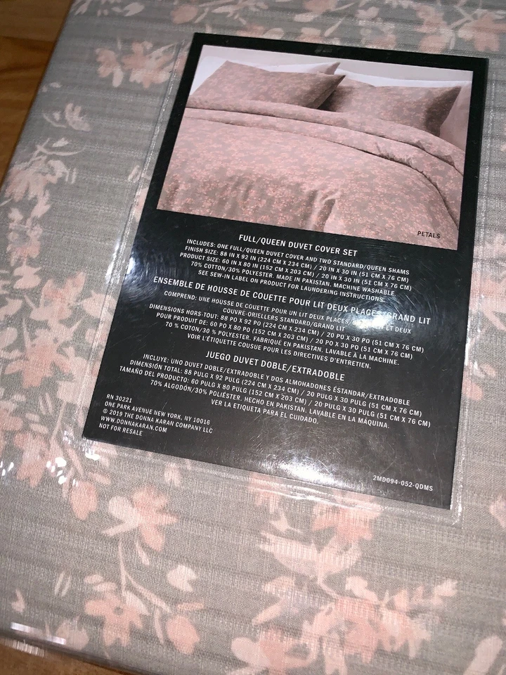 Funda nórdica DKNY Full Queen y dos fundas estándar. ¡Nuevo! Foto 1 de 4