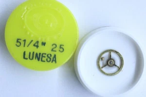 Balance complete LUNESA 25 Cylindre sans vis bilanciere completo 721 NOS - Foto 1 di 1