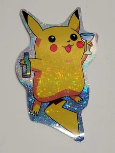 Pikachu Con Bebidas Grande Vintage Pegatina Holográfica 7" Fiesta Feliz Año Nuevo - Imagen 1 de 9