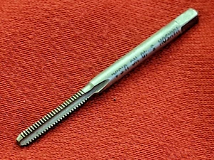 Grifo manual inferior 5-40 NC Irwin Hanson 1216 ZR RH acero al carbono EE. UU. 3 flautas - Imagen 1 de 5