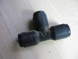 Peterbilt Air Line T-Conector T-Tap T-Fitting 1/4" O.D. #M148AH - Imagen 1 de 4