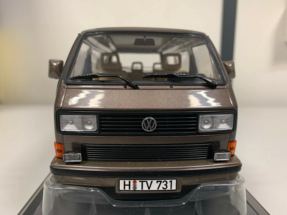 Norev Volkswagen Multivan 1990 Bronze Metallic 1/18 188543 0120 3 - Photo 1/4