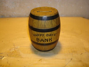 Vintage 4" Wood Barrel Tin Litho J. Chein & Co USA Happy Days Coin Bank No Key - Picture 1 of 7