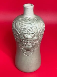 Green Bali Arak Bottle, Signed 2017 - Picture 1 of 5