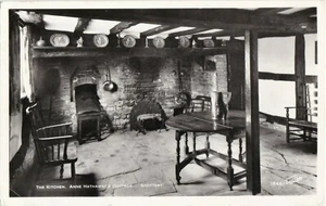 RPPC The Kitchen Anne Hathaways Cottage Walker Scott Posted Athen 1973 - Bild 1 von 2
