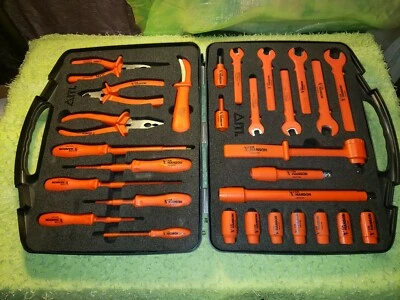 ITL CH HANSON 29pc INSULATED ELECTRICIAN TOOLS PREOWNED EXCELLENT CONDIT. FS&H🤑 - Image 1 of 4
