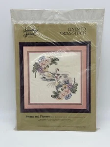 Vintage 1989 Something Special Linen to Cross Stitch Swans and Flowers 70046 NOS - Bild 1 von 4