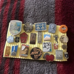 Vintage Badge Collection -1970’s - Picture 1 of 8