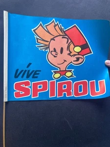 Ancien drapeau en papier Spirou no fanion TBE - Picture 1 of 2