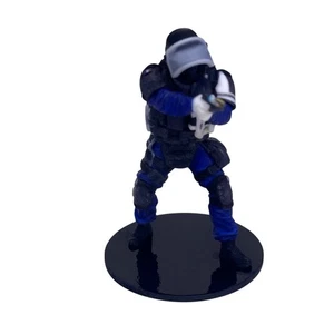 Rainbow Six Siege DOC Elite Figure con pistola P9 - Stampa 3D Ubisoft da collezione - Foto 1 di 18