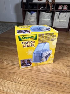 Vintage 2001 Crayola Crayon Maker, Make Swirled Crayons - Picture 1 of 7