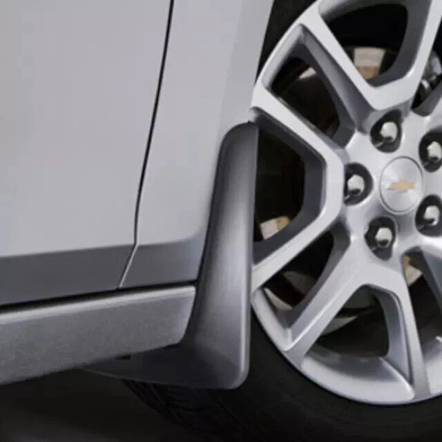 Genuine GM 2013-2016 Chevrolet Malibu Limited Molded Splash Guard Front 23295551 - Imagem 1 de 1