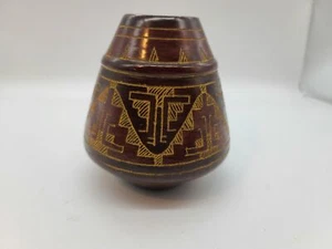 Vintage brasilianischer Marivaldo Made in Brazil signierter Topf mit geätztem Design EUC - Bild 1 von 10