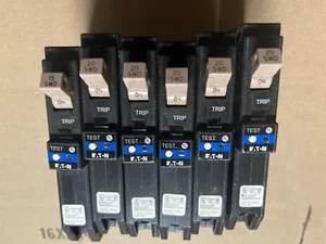 6 x Eaton CHFP115DF Single Pole 15Amp CH Combination Circuit Breaker NEW - Picture 1 of 2
