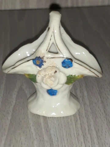 Vtg Miniature Porcelain Rose And Blue Flowers Basket 3"H Gold Trim Japan Petite Cover