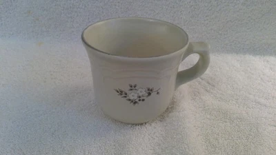 Retired Vintage Pfaltzgraff (Heirloom Pattern) Coffee/Tea Cup, EUC, No Box - Image 1 of 4