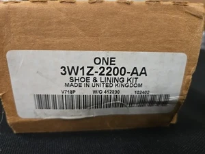 Genuine Ford 3W1Z-2200-AA Brake Shoe & Lining Kit - NOS OEM - Bild 1 von 4