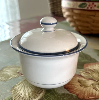 Azucarero Lenox Chinastone azul rayas (para el azul) con tapa EE. UU. Foto 1 de 4